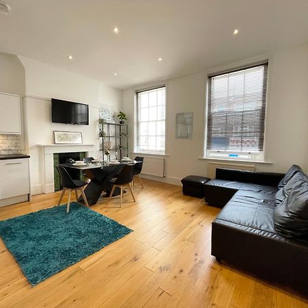 Victoria Maisonette Apartment لندن المظهر الخارجي الصورة