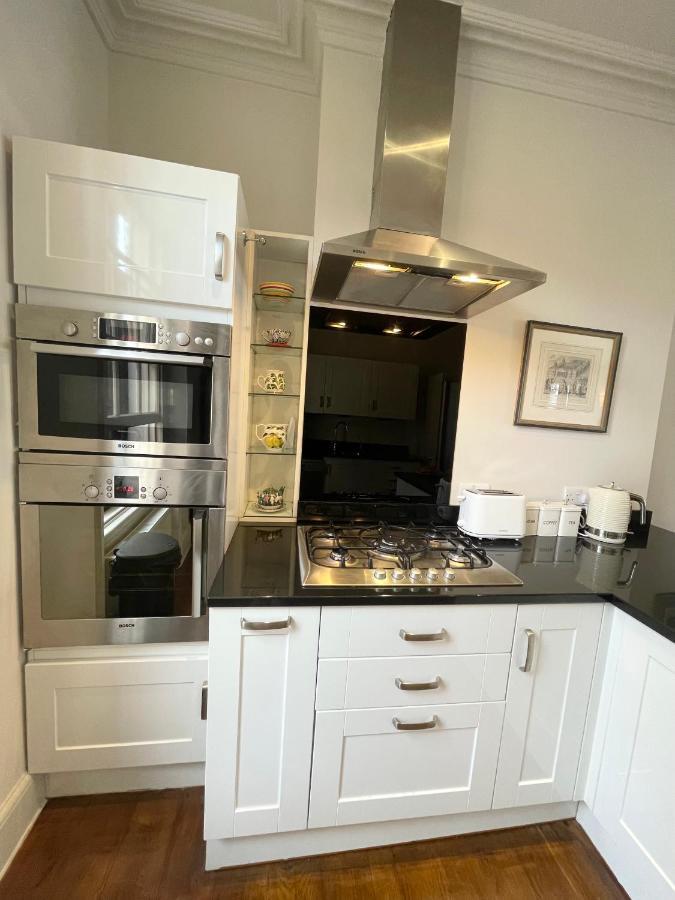 Victoria Maisonette Apartment لندن المظهر الخارجي الصورة