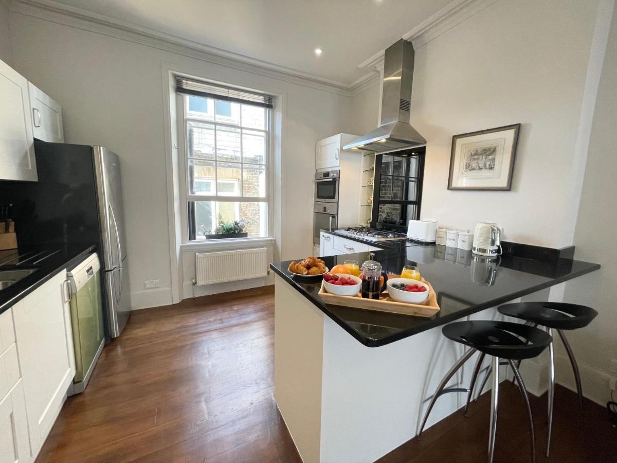 Victoria Maisonette Apartment لندن المظهر الخارجي الصورة