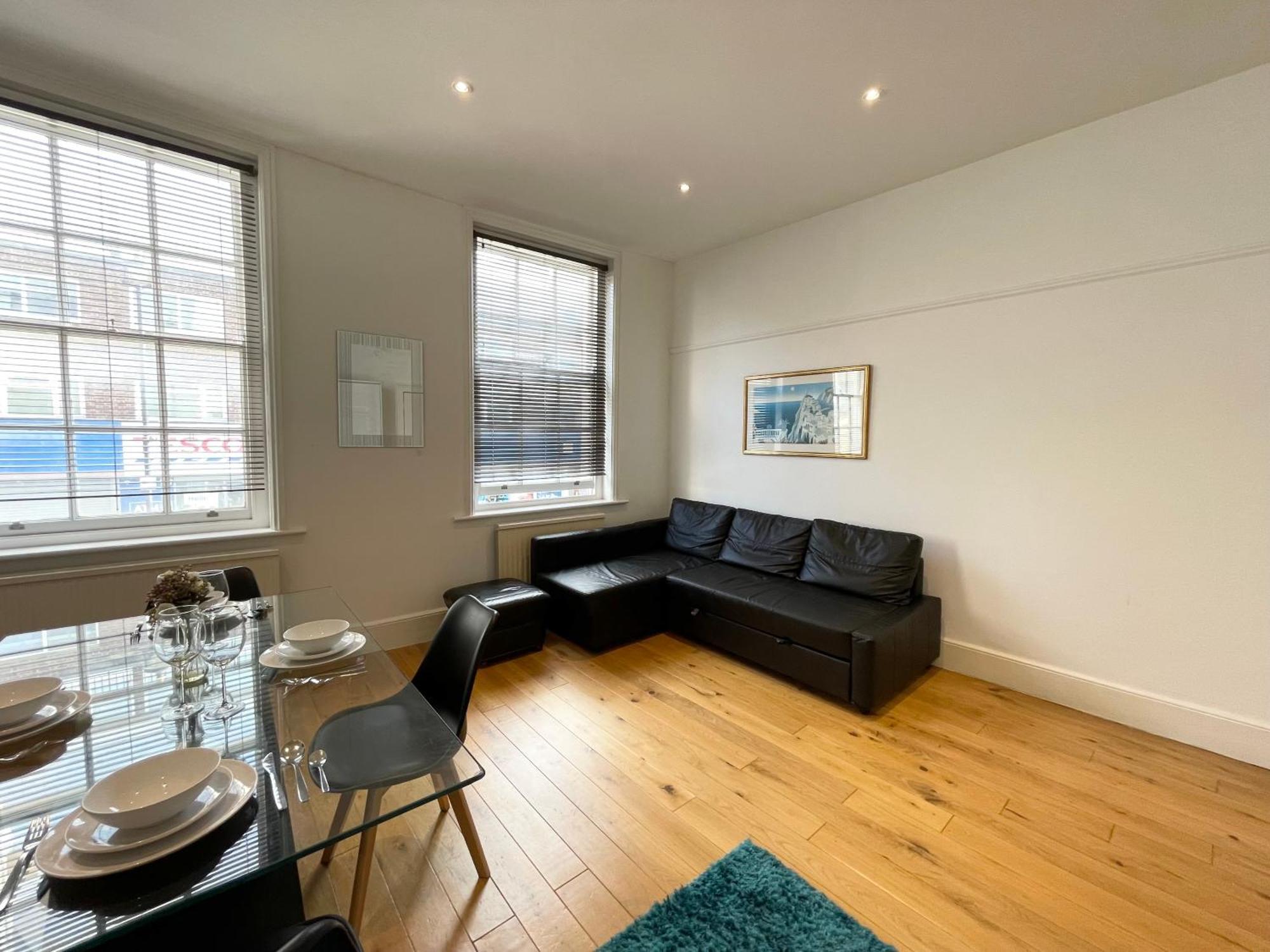 Victoria Maisonette Apartment لندن المظهر الخارجي الصورة