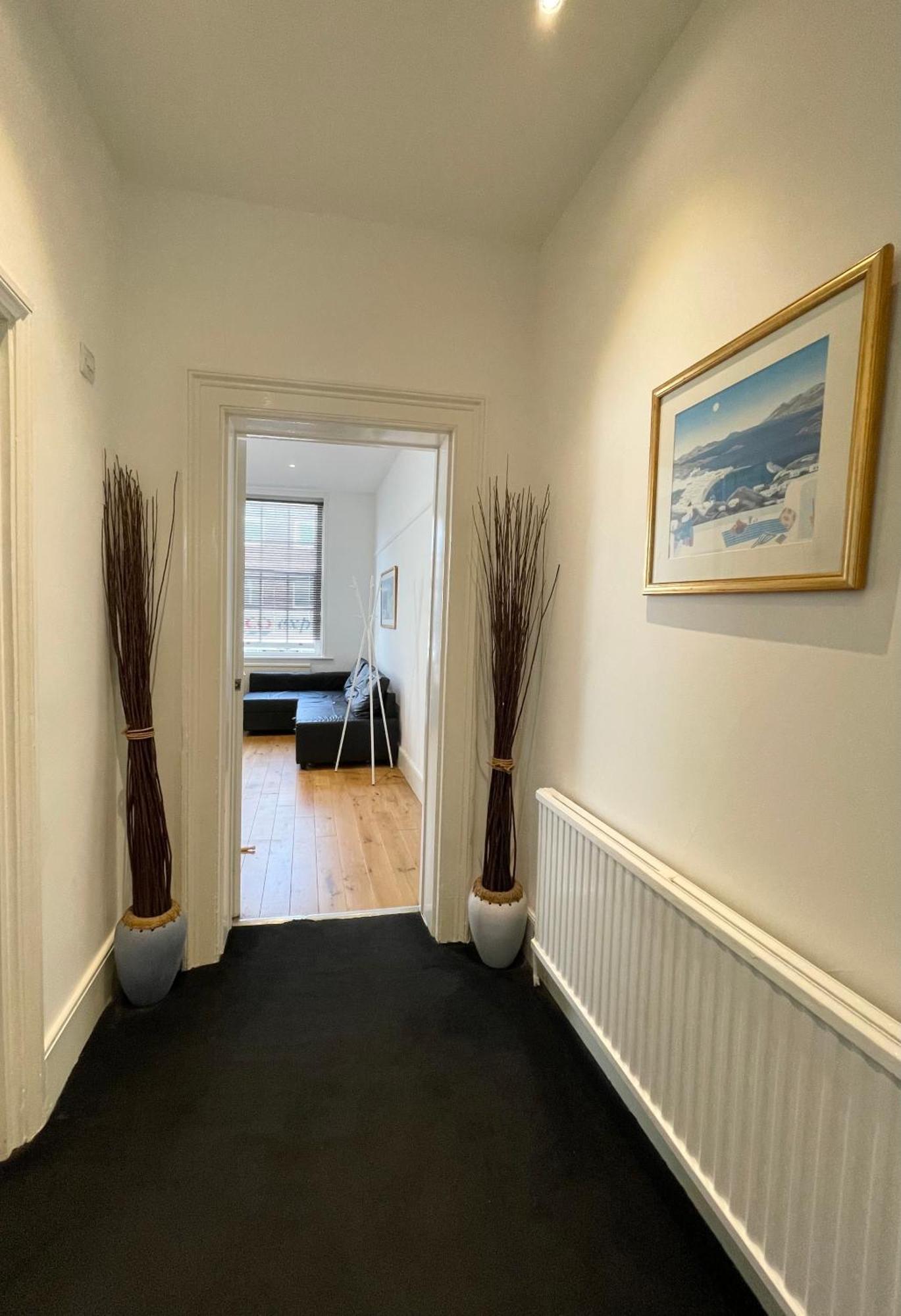Victoria Maisonette Apartment لندن المظهر الخارجي الصورة
